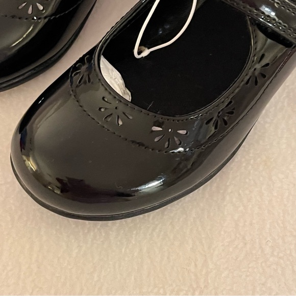 TCP Black Eyelet Trimmed Uniform Maryjanes - Picture 2 of 4